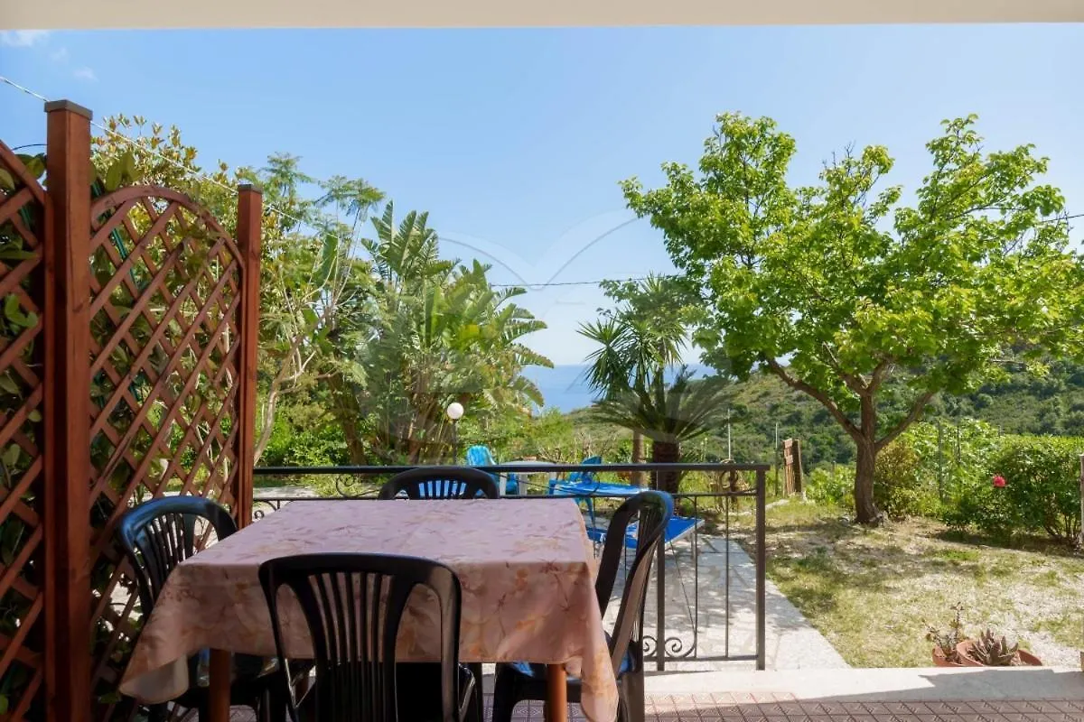 Casevacanza Il Fosso dell'Albero Seccheto 0*,  Italia